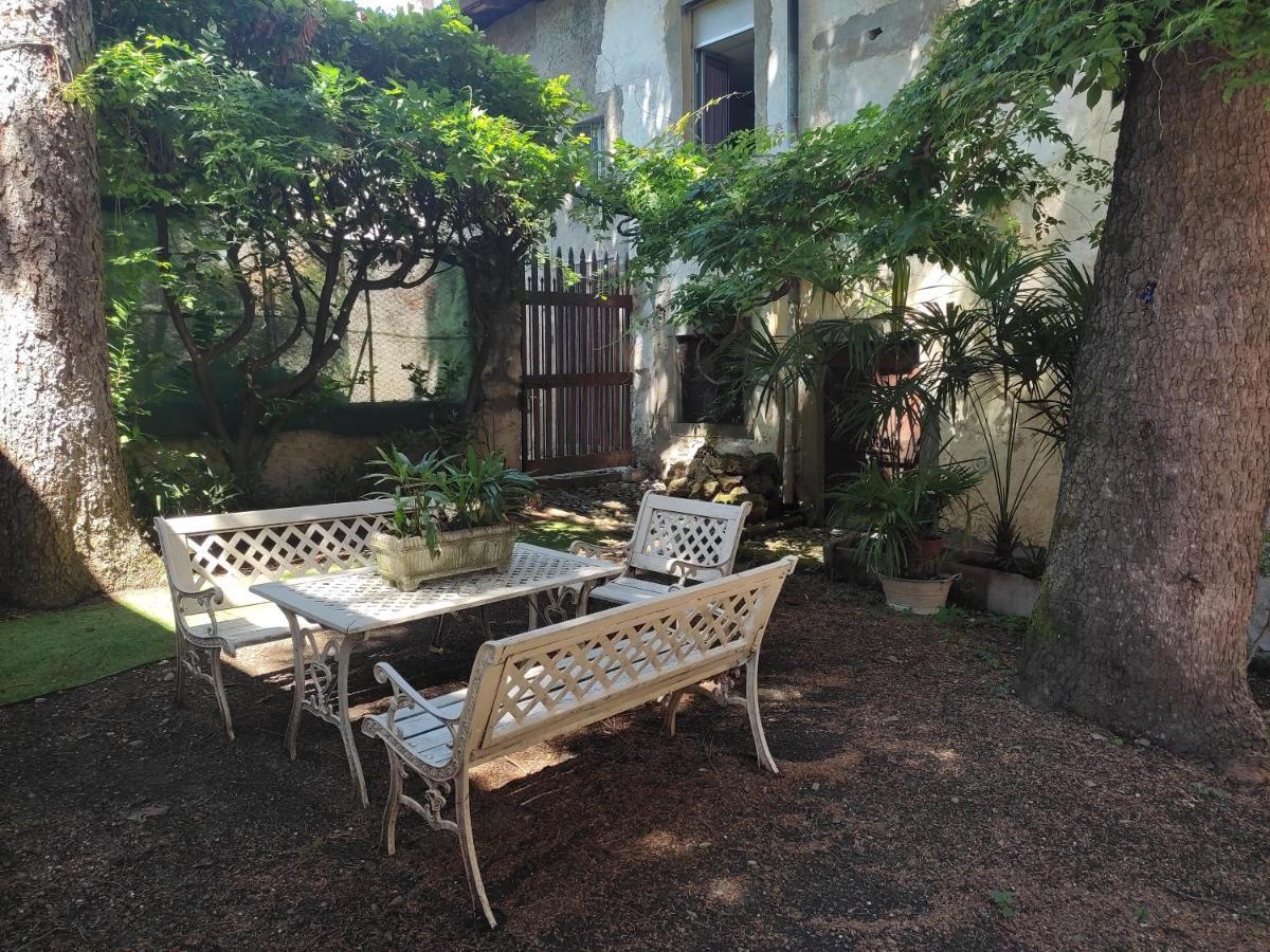 Iseolakerental - La Filandina Riva di Solto Exterior foto